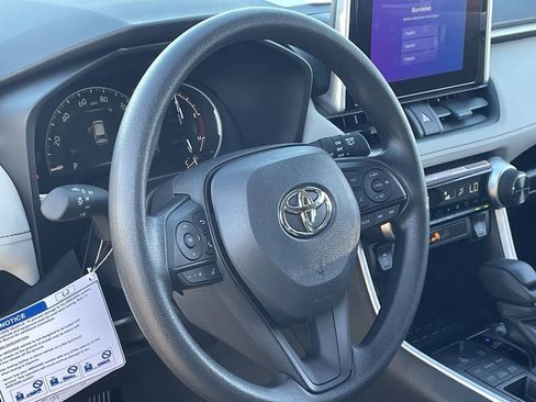 New 2025 Toyota RAV4 XLE image 12