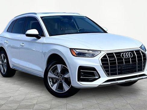 Used 2023 Audi Q5 2.0T Premium Plus w/ Premium Plus Package AWD/4WD image 11