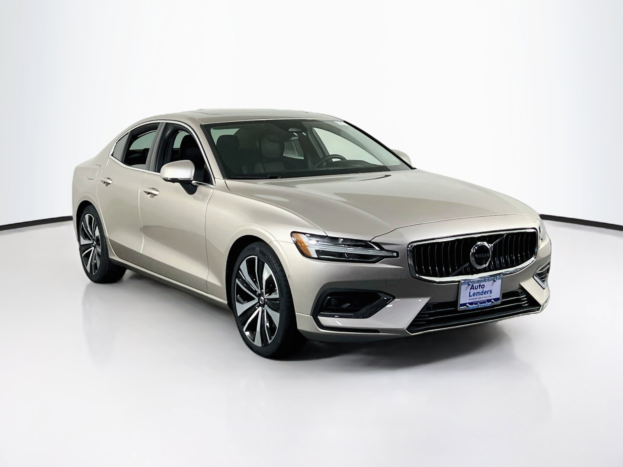 Used 2023 Volvo S60 B5 Ultimate AWD/4WD image 3
