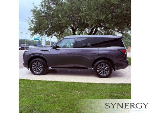 Certified 2026 INFINITI QX80 Pure AWD/4WD image 9