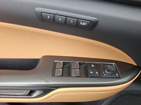 Used 2023 Lexus NX 250 FWD w/ Premium Package image 13