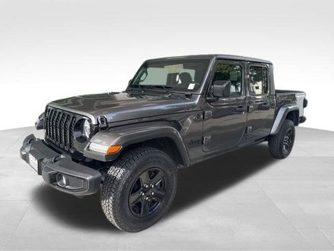 Used 2021 Jeep Gladiator Sport image 1