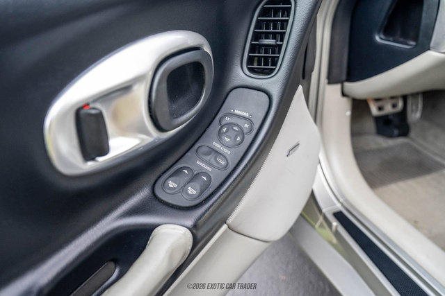 Used 2000 Chevrolet Corvette Coupe RWD image 60