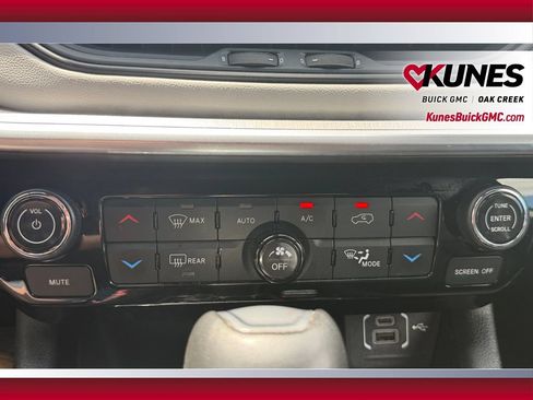 Used 2025 Jeep Compass Limited AWD/4WD image 30