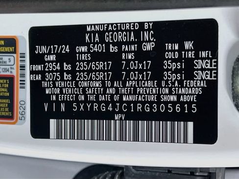 Certified 2024 Kia Sorento LX FWD image 32