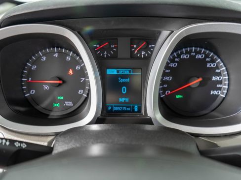 Used 2016 Chevrolet Equinox LS AWD/4WD image 17