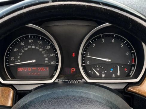 Used 2005 BMW Z4 2.5i RWD image 33