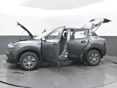 New 2026 Nissan Kicks S image 40