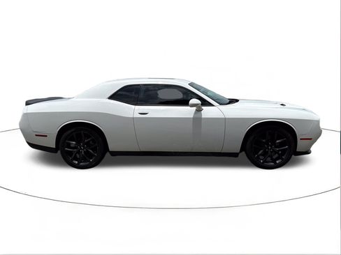Used 2019 Dodge Challenger SXT w/ Plus Package RWD image 2