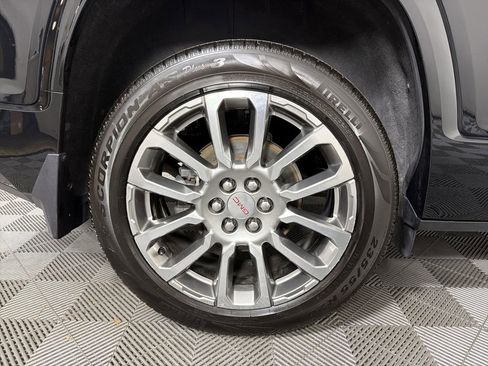 Used 2023 GMC Acadia Denali w/ Trailering Package image 16