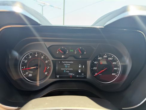 Used 2018 Chevrolet Camaro LT RWD image 29