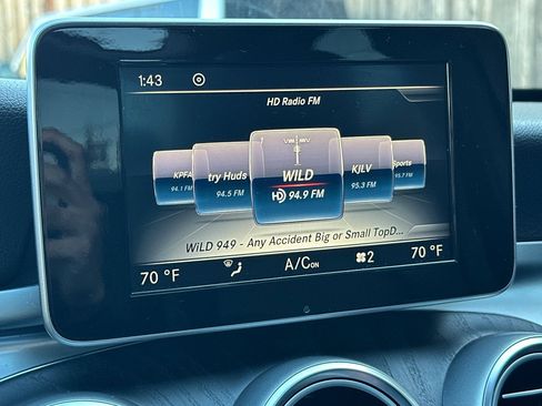 Used 2017 Mercedes-Benz C 300 Sedan image 21