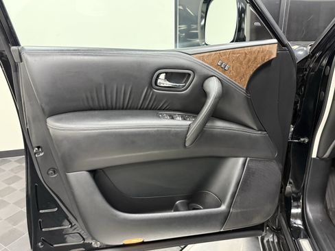 Used 2016 INFINITI QX80 2WD w/ 22" Wheel Package image 10