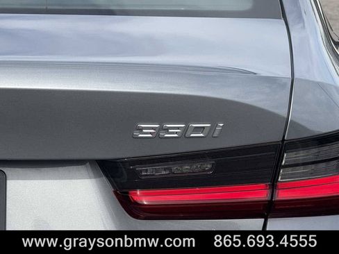 Used 2025 BMW 330i Sedan image 66