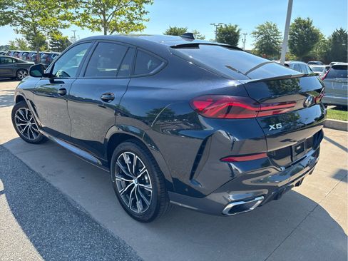 Used 2022 BMW X6 xDrive40i w/ M Sport Package AWD/4WD image 4