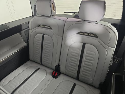Used 2024 Rivian R1S Adventure AWD/4WD image 22