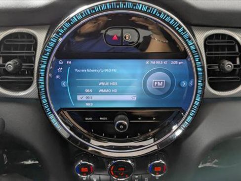 Used 2022 MINI Cooper S image 31