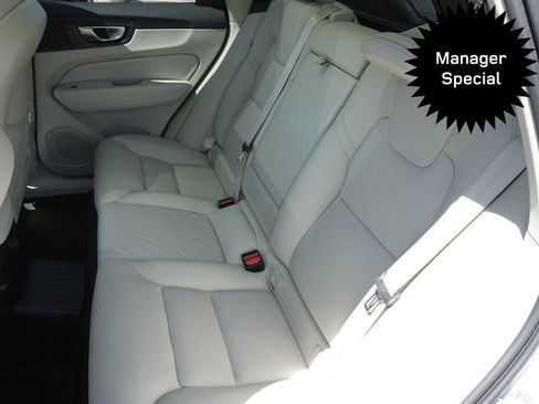 Used 2023 Volvo XC60 T8 Plus w/ Climate Package AWD/4WD image 30