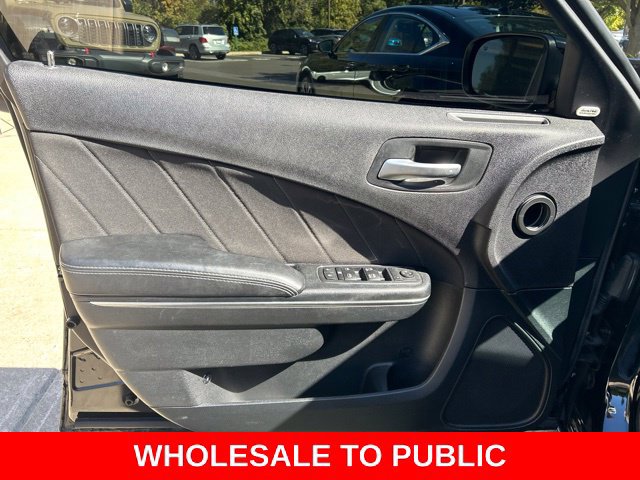 Used 2016 Dodge Charger R/T w/ Navigation & Travel Group RWD image 15
