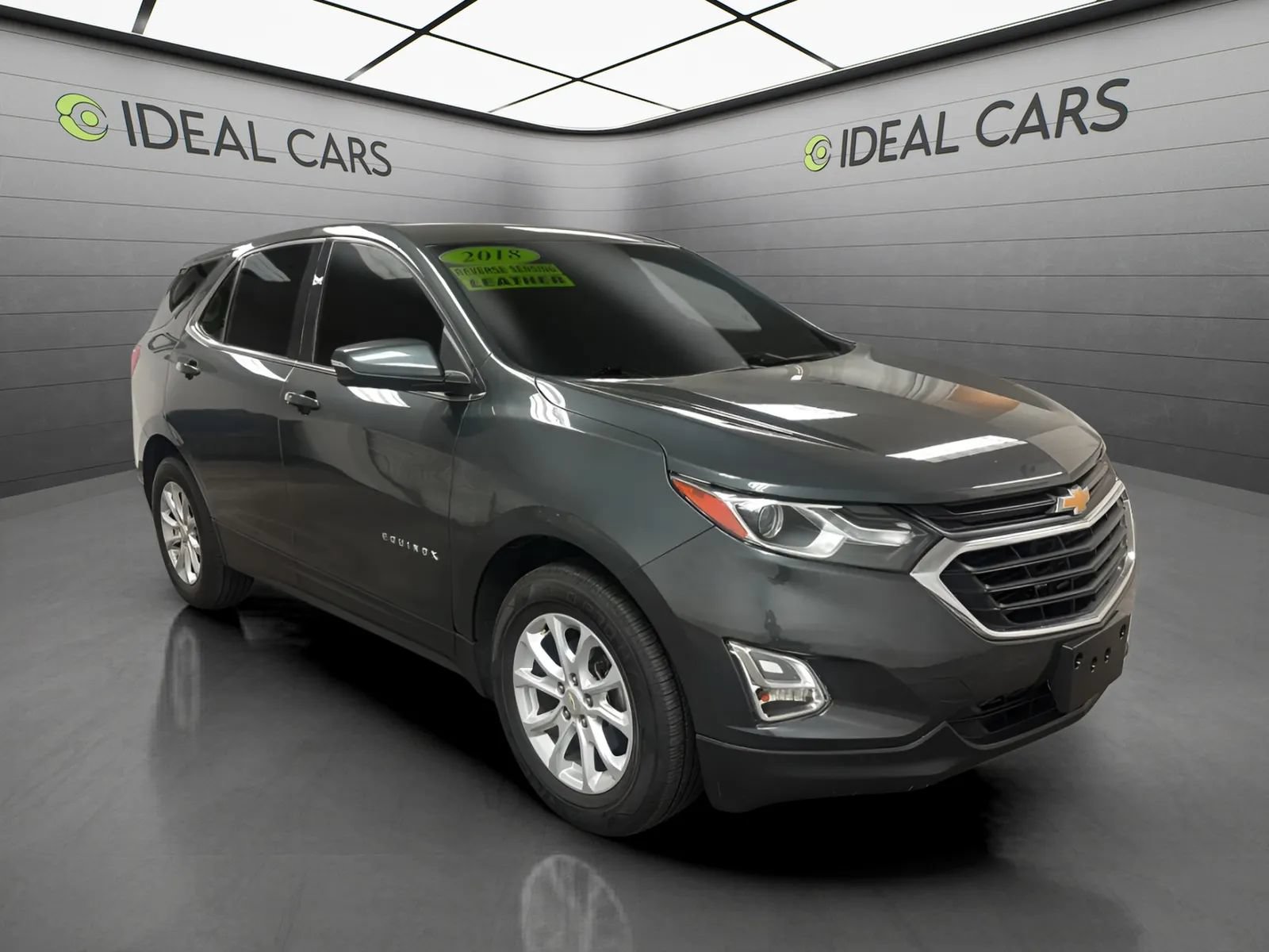 Used 2018 Chevrolet Equinox LT FWD image 3