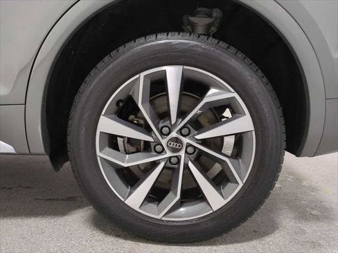 Used 2023 Audi Q5 2.0T Premium w/ Convenience Package AWD/4WD image 35