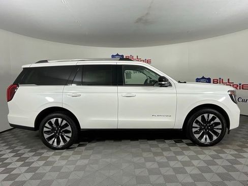 New 2026 Ford Expedition Platinum w/ Driver's Package image 2