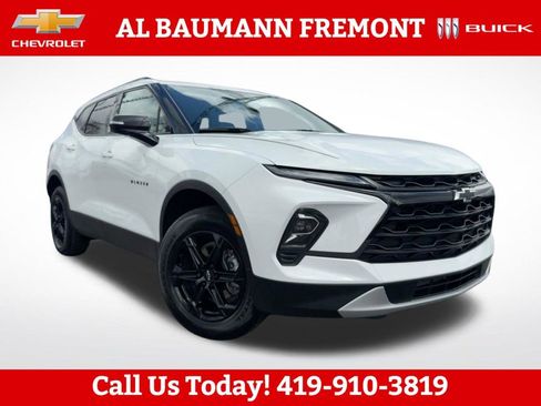 Used 2024 Chevrolet Blazer LT w/ Midnight/Sport Edition FWD image 1