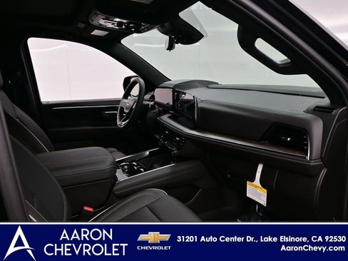 New 2026 Chevrolet Tahoe Premier image 9