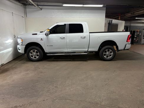 Used 2024 RAM 2500 Laramie w/ Cold Weather Group AWD/4WD image 6