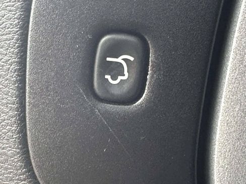 Used 2014 Jeep Cherokee Latitude w/ Comfort/Convenience Group AWD/4WD image 15