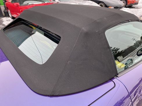 Used 1998 Chevrolet Corvette Convertible w/ Memory Pkg image 29