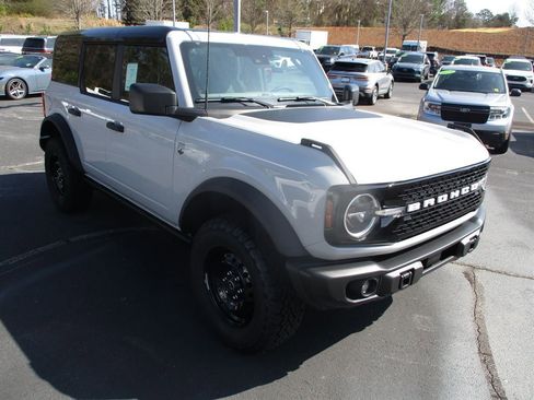 New 2026 Ford Bronco Big Bend w/ Black Diamond Package image 2
