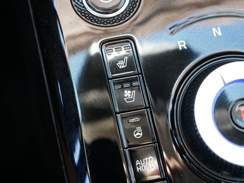 Certified 2023 Kia Niro Wave w/ Wave Preserve Package FWD image 31