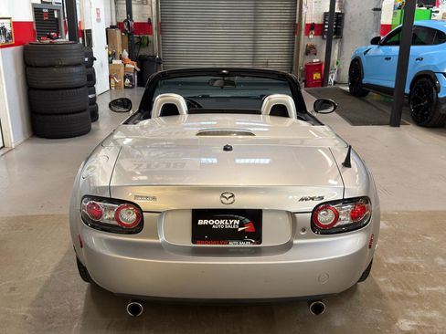 Used 2007 MAZDA MX-5 Miata Grand Touring w/ Premium Pkg RWD image 9