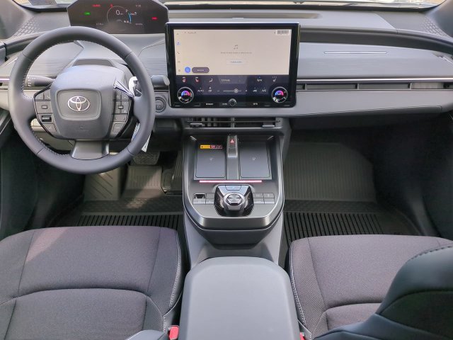 New 2027 Toyota C-HR w/ ALL Weather Mat Package (TMS) AWD/4WD image 15