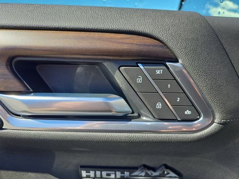 New 2026 Chevrolet Silverado 1500 High Country AWD/4WD image 13