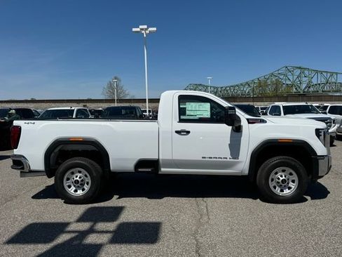 New 2025 GMC Sierra 3500 Pro w/ Convenience Package AWD/4WD image 7