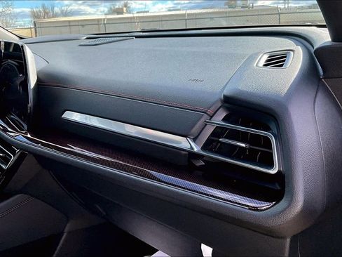 Used 2024 Chevrolet Traverse RS w/ LPO, Floor Liner Package image 21