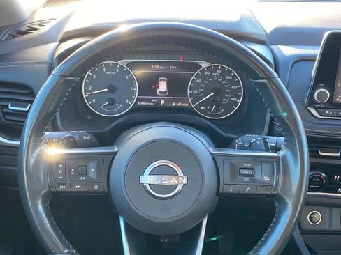 Used 2022 Nissan Rogue S image 8