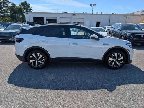 Used 2023 Volkswagen ID.4 Pro RWD image 2