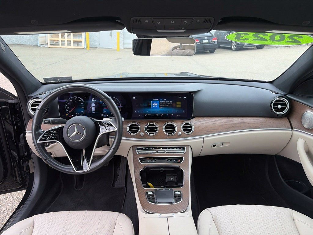 Used 2023 Mercedes-Benz E 350 4MATIC Sedan image 13