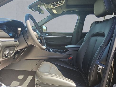 New 2026 Jeep Grand Cherokee L Limited w/ Limited Altitude Package image 10