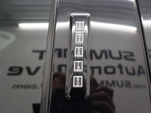 Used 2021 Ford F350 Lariat AWD/4WD image 44