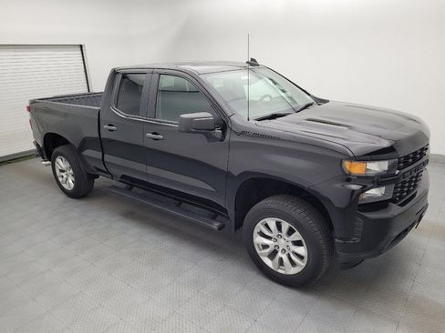 Used 2020 Chevrolet Silverado 1500 Custom w/ Custom Value Package RWD image 11