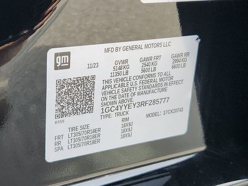 Used 2024 Chevrolet Silverado 2500 ZR2 w/ Technology Package image 28