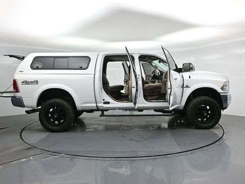 Used 2017 RAM 2500 Longhorn image 4