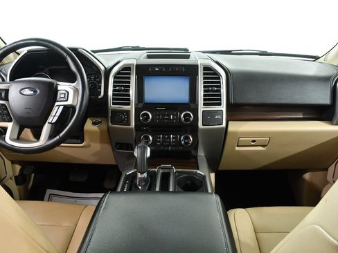 Used 2015 Ford F150 Lariat w/ Equipment Group 502A Luxury AWD/4WD image 7
