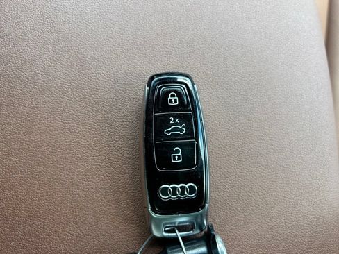 Used 2021 Audi Q7 3.0T Prestige AWD/4WD image 39