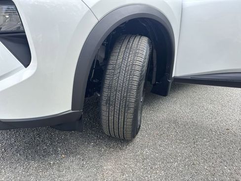 New 2026 Nissan Rogue SV AWD/4WD image 31