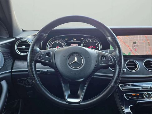 Used 2017 Mercedes-Benz E 300 image 34